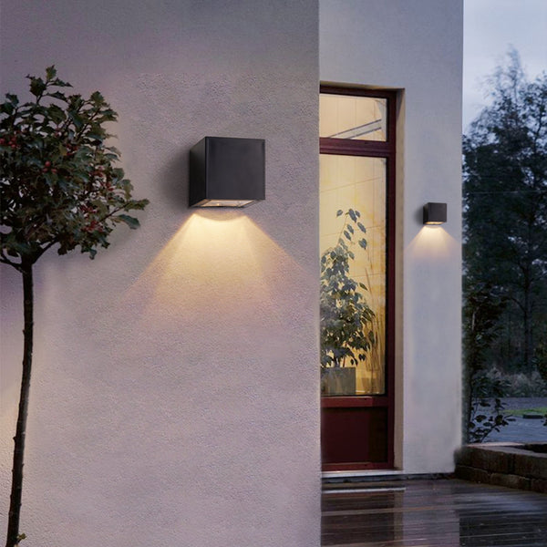 2-Pack Waterproof Oudoor Landscape Wall Lights-7