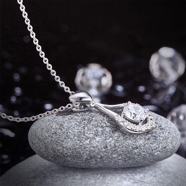 Dancing Stone use Swarovski Zirconia Heart Tear Drop Pendant Necklace 925 Sterli