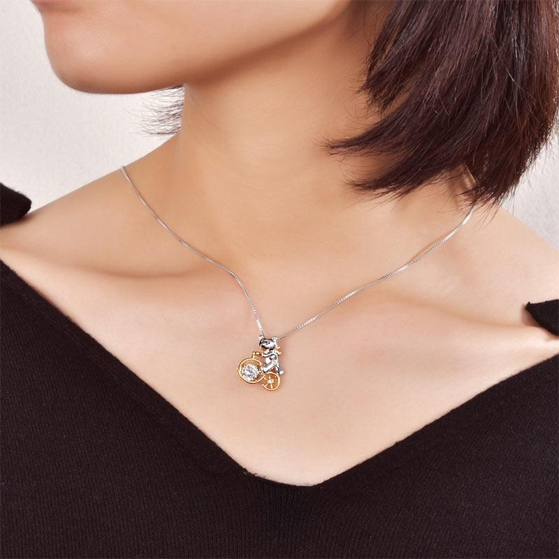 Bear Ride Bicycle Dancing Stone Pendant Necklace 925 Sterling Silver XFN8103