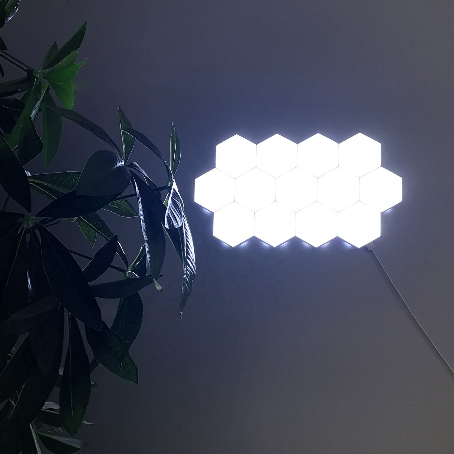2020 New Idea Touch Sensor Smart Led Wall Light Led Hexagon Light White Color Drop Shipping