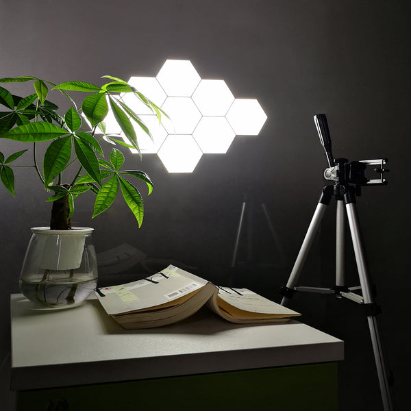 2020 New Idea Touch Sensor Smart Led Wall Light Led Hexagon Light White Color Drop Shipping