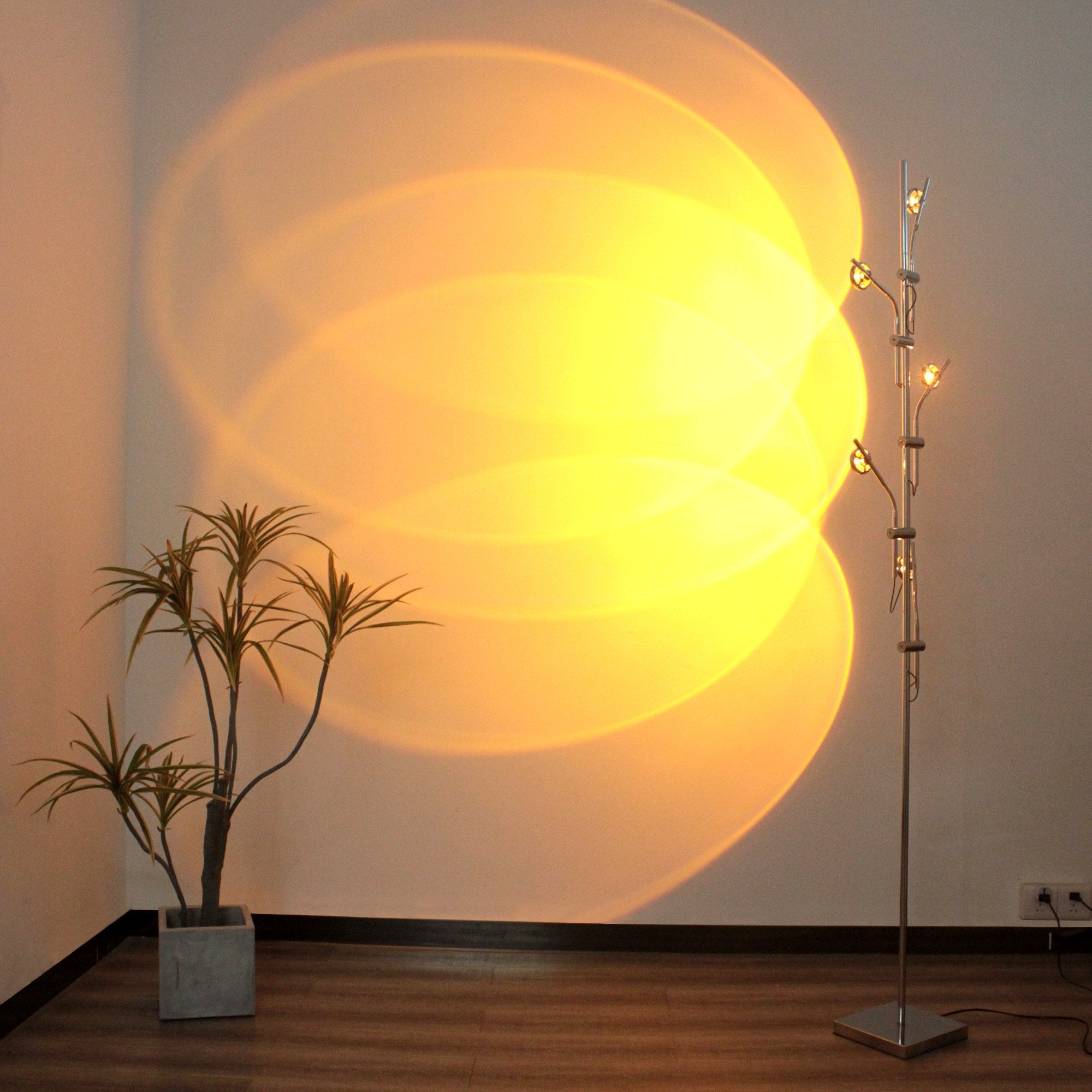 5-Head Projector Floor Lamp