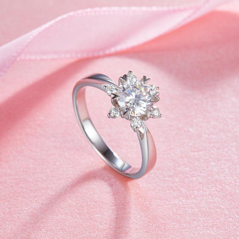 1 Carat Moissanite Diamond Flower Engagement 925 Sterling Silver Ring MFR8338
