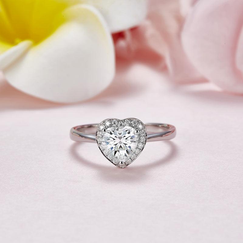 Heart Halo 1 Carat Moissanite Diamond Ring Engagement 925 Sterling Silver MFR834