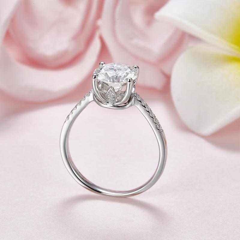 2 Carat Moissanite Diamond (8 mm) Engagement Ring 925 Sterling Silver MFR8347