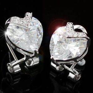 4 Carat Heart Created Diamond Bling Earrings XE166