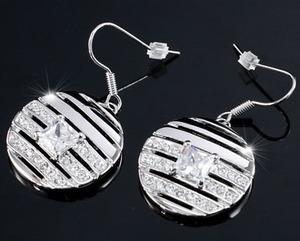 White Gold Plated Earrings use Swarovski Crystal XE278