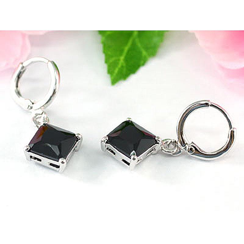 2 Carat Black Onyx Dangling Earrings XE301