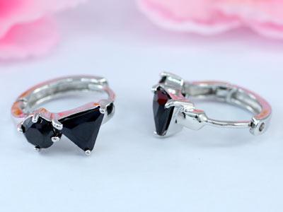 1 Carat Black Onyx Huggie Earrings XE331