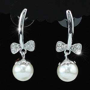 Faux Pearl Dangle Earrings XE380