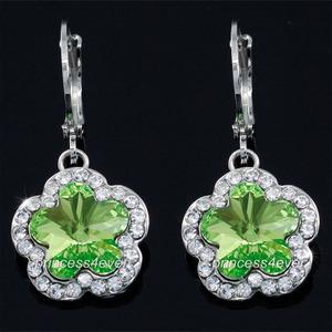 Dangle Green Flower Earrings use Austrian Crystal XE558