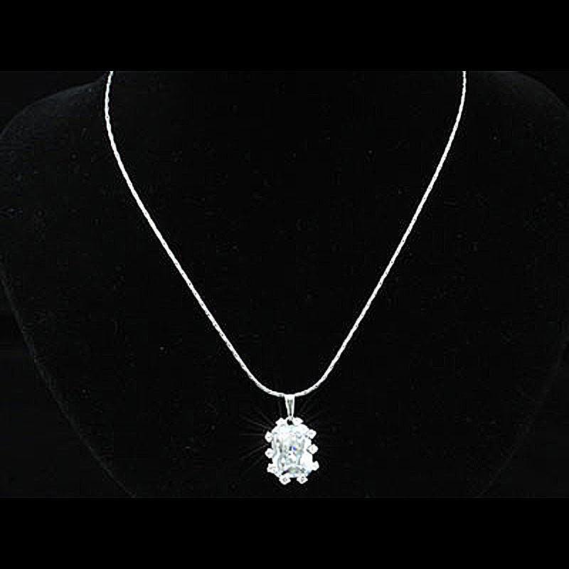10 Carat Emerald Cut Cubic Zirconia CZ Pendant Necklace XN149
