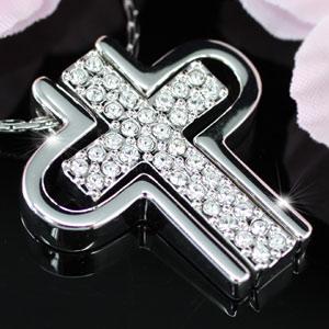 Cross Pendant Necklace use Austrian Crystal XN215