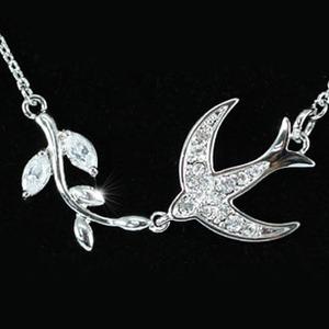 Bird Necklace use Austrian Crystal XN237