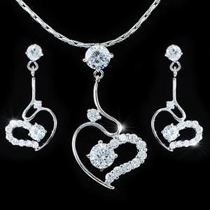 4 Carat CZ Cubic Zirconia Heart Necklace Earrings Set XN265