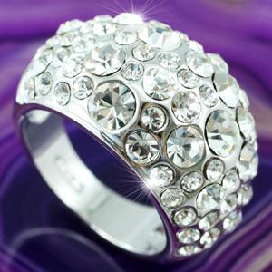 18K White Gold Plated Ring use Austrian Crystal XR084
