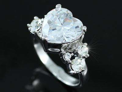 4 Carat Heart CZ Cubic Zirconia Ring use Austrian Crystal XR086