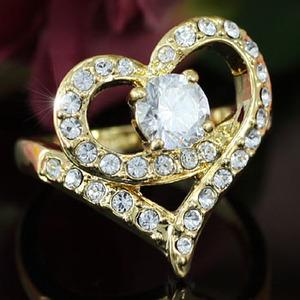 Heart Gold Plated Ring use Swarovski Crystal XR102
