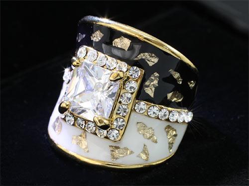 1.5 Carat Vintage Style Ring XR172