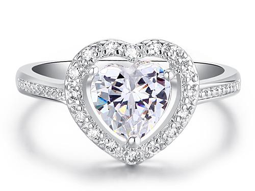 1.5 Carat Sparkling Heart CZ Cubic Zirconia Ring XR193